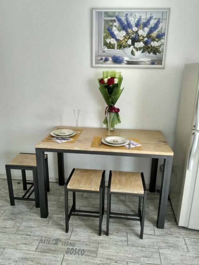 Home In Center With Jacuzzi Ivano-Frankivsk Luaran gambar
