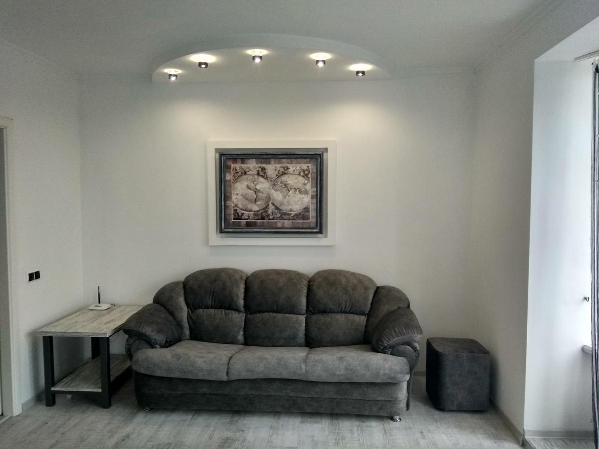 Home In Center With Jacuzzi Ivano-Frankivsk Luaran gambar